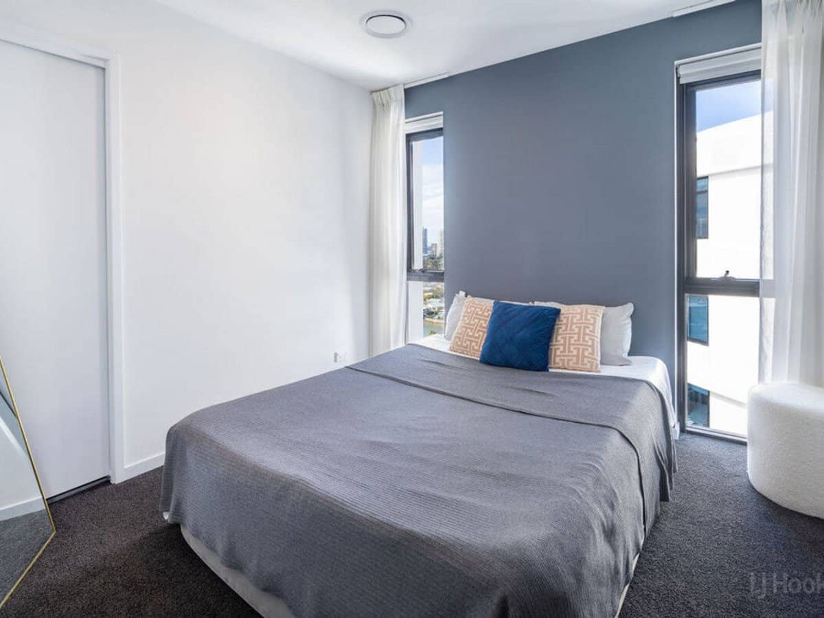 5 Harbour Side Court, BIGGERA WATERS - Thumbnail 14