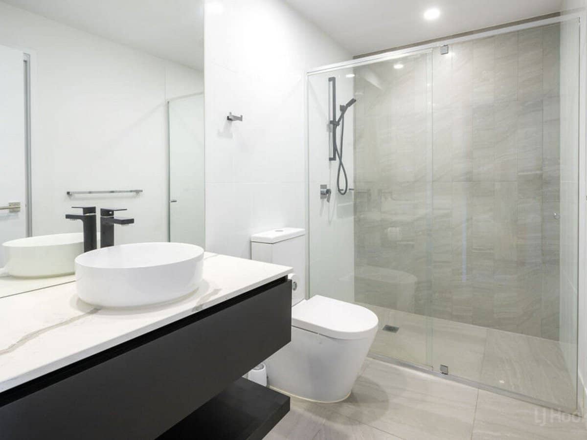 5 Harbour Side Court, BIGGERA WATERS - Thumbnail 15