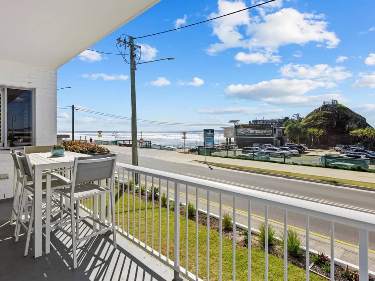 738 Pacific Parade, CURRUMBIN - Thumbnail 5