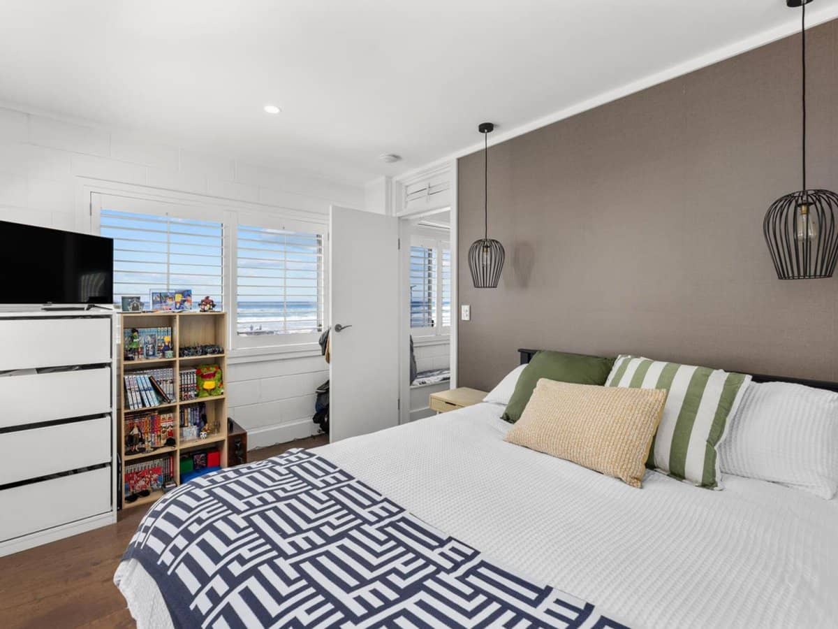 738 Pacific Parade, CURRUMBIN - Thumbnail 12