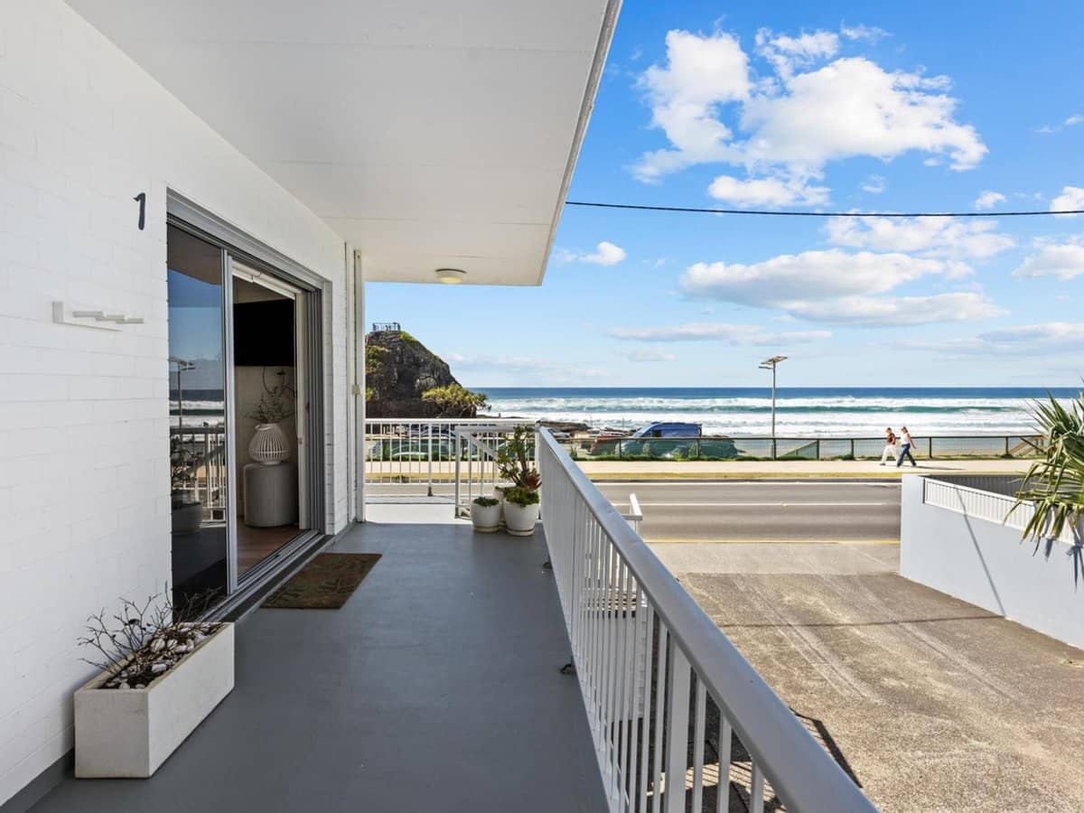 738 Pacific Parade, CURRUMBIN - Thumbnail 15