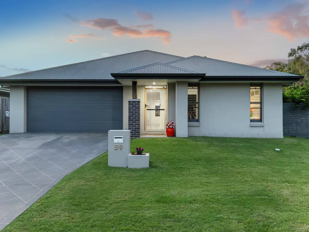 59 Brindabella Circuit, THORNLANDS - Thumbnail 5