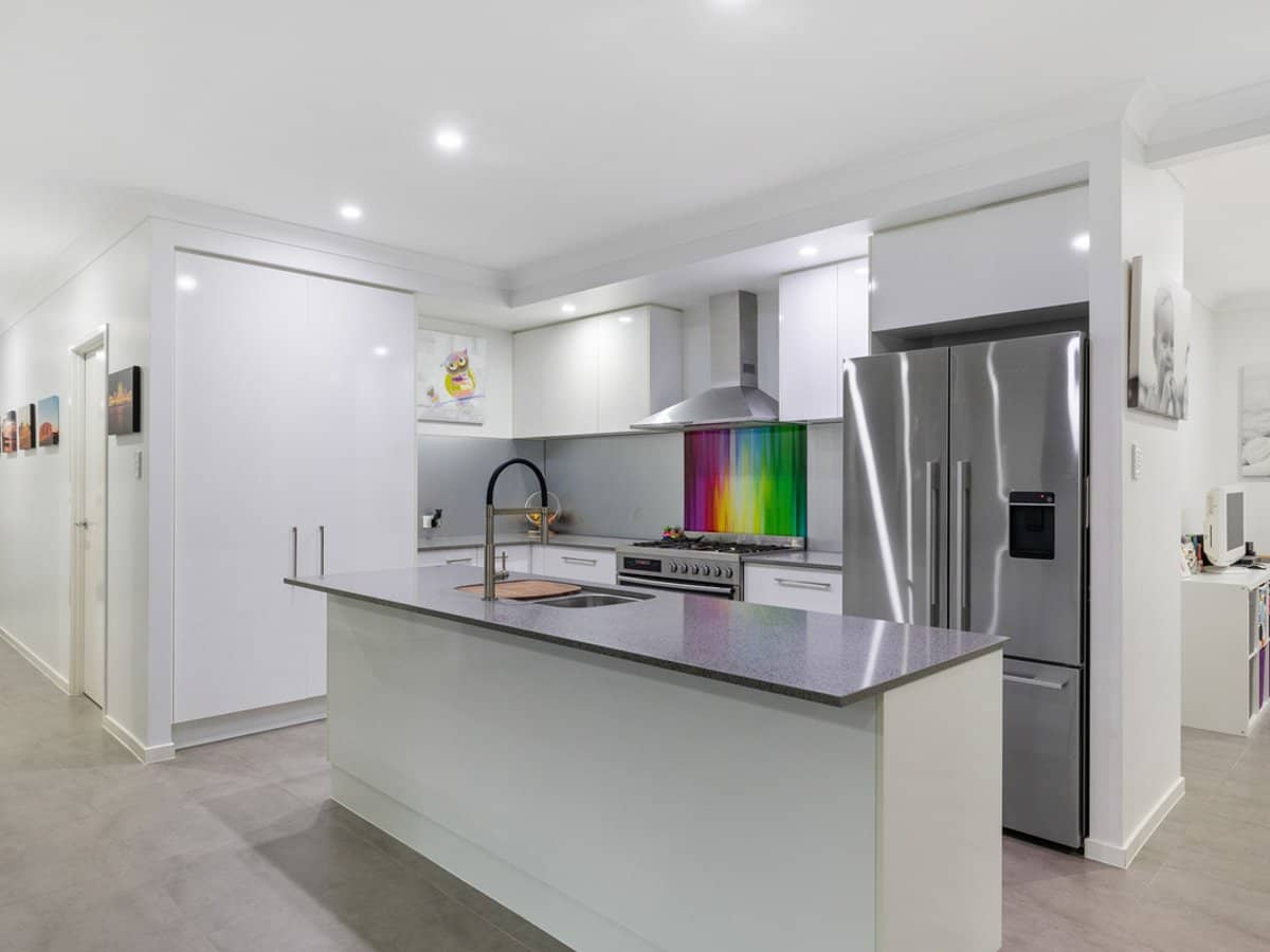 59 Brindabella Circuit, THORNLANDS - Thumbnail 7