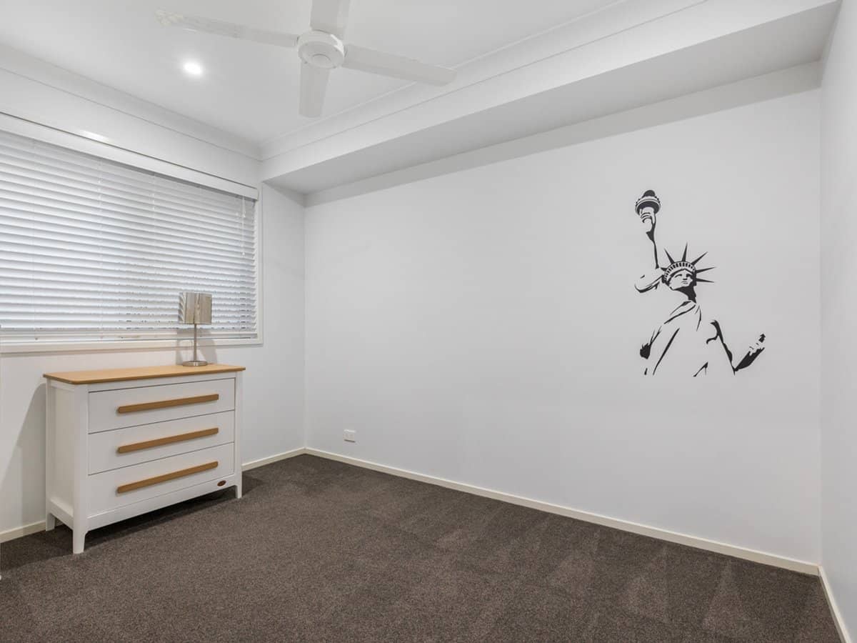 59 Brindabella Circuit, THORNLANDS - Thumbnail 21