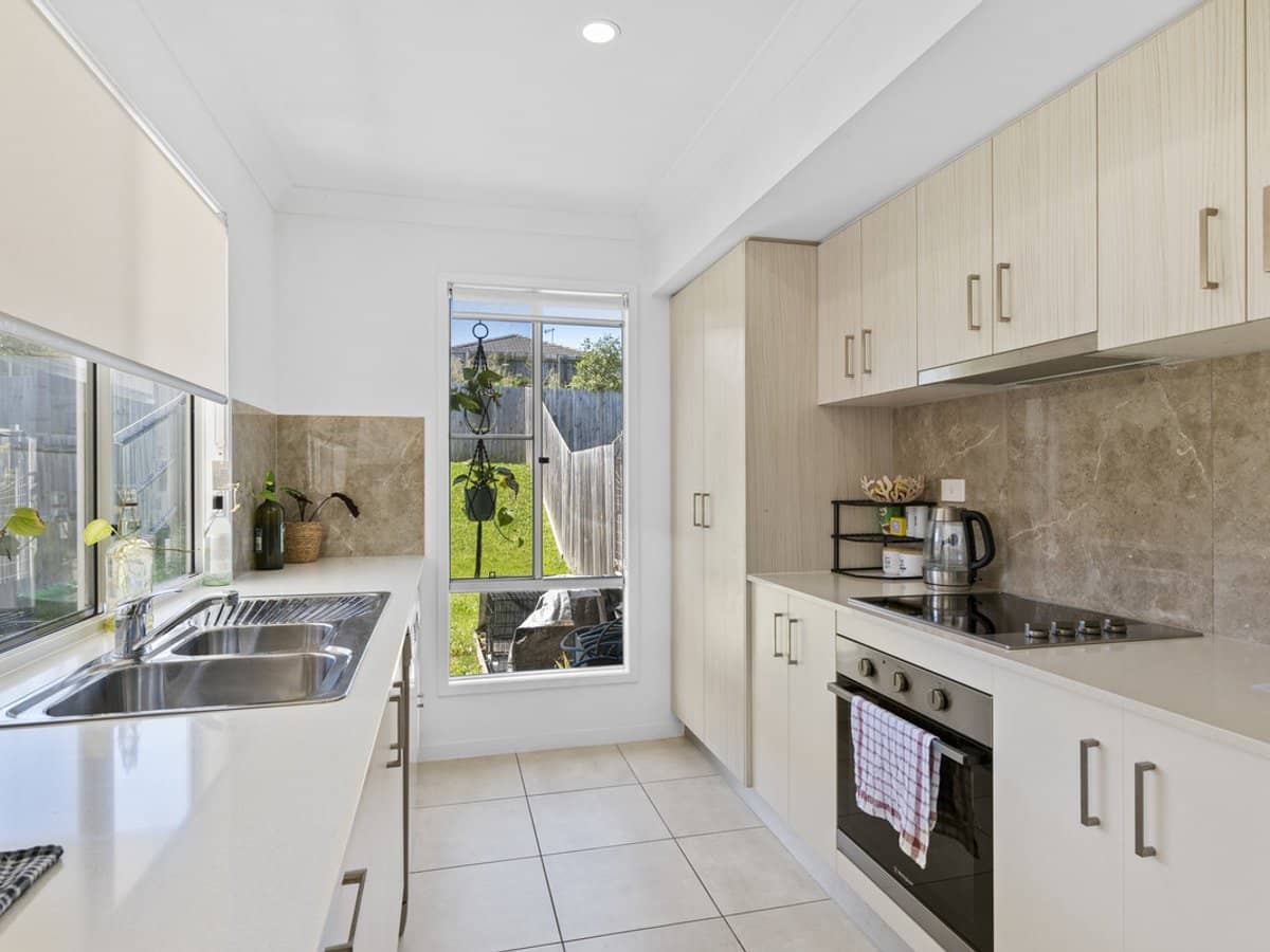 89 Mercy Circuit, PARK RIDGE - Thumbnail 3