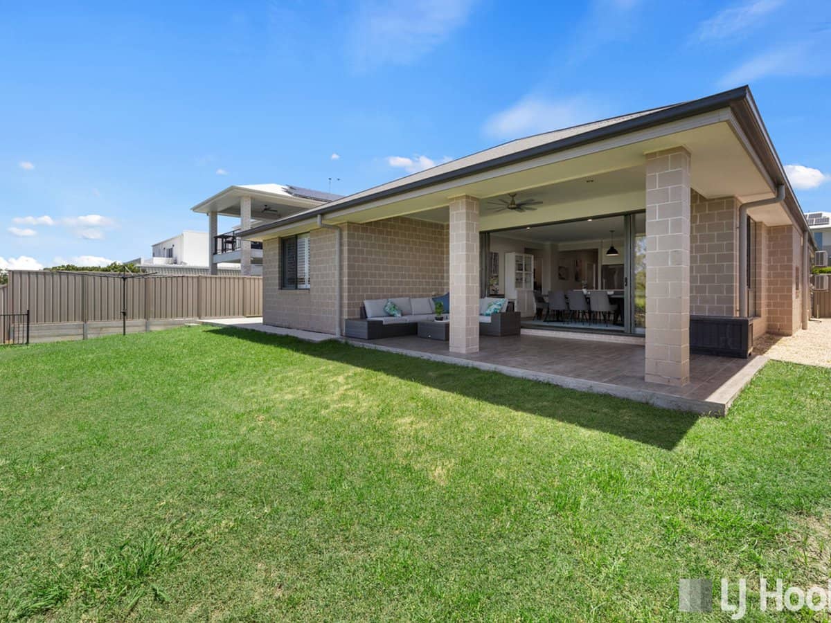 69 Capella Drive, REDLAND BAY - Thumbnail 11