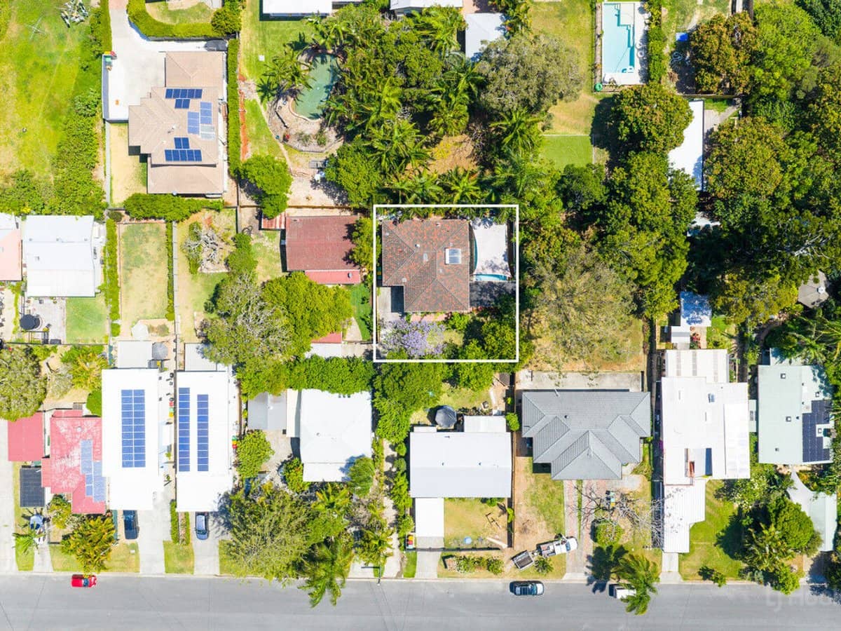 30A Harris Street, LABRADOR - Thumbnail 2