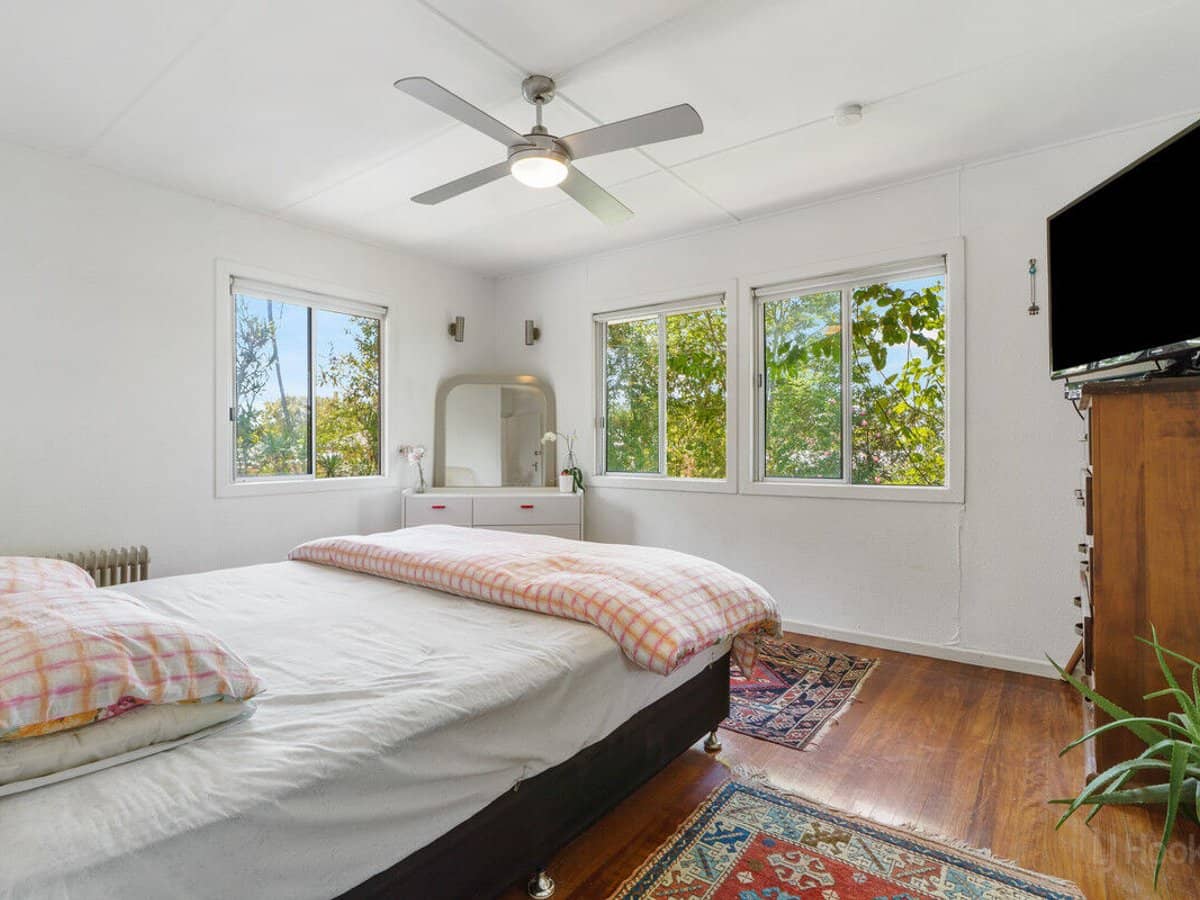 30A Harris Street, LABRADOR - Thumbnail 11