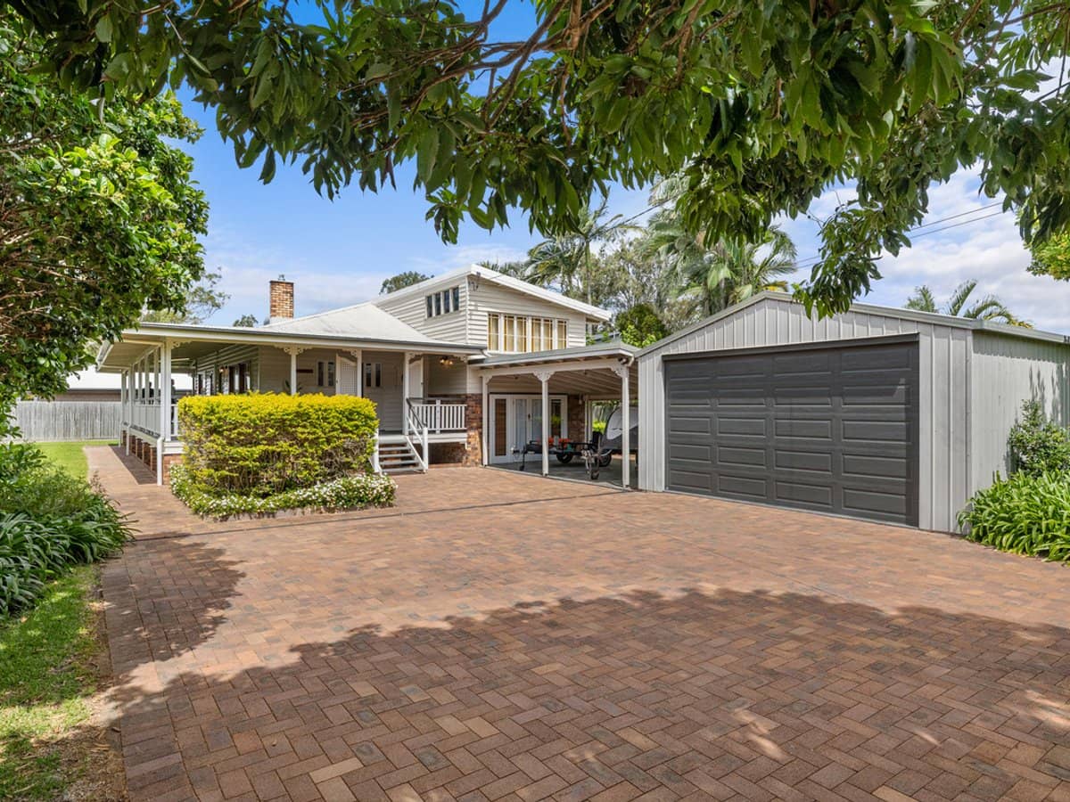 142 Main Street, REDLAND BAY - Thumbnail 1