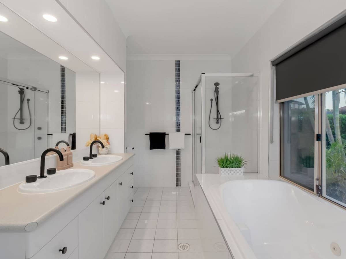 32 Palmcrest Drive, CARRARA - Thumbnail 8