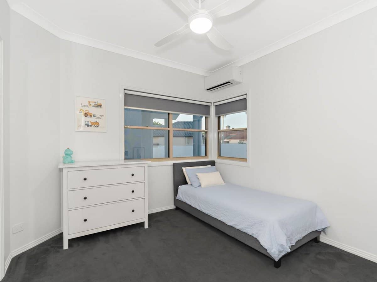 32 Palmcrest Drive, CARRARA - Thumbnail 17