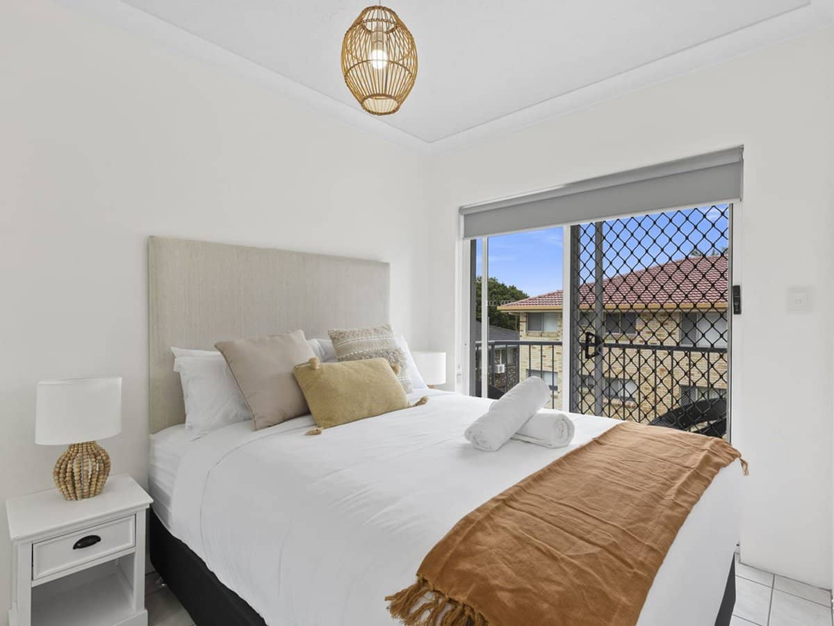 496 Marine Parade, BIGGERA WATERS - Thumbnail 7