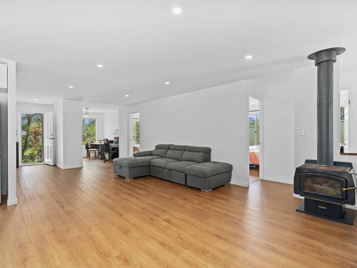 76 Explorers Way, WORONGARY - Thumbnail 6