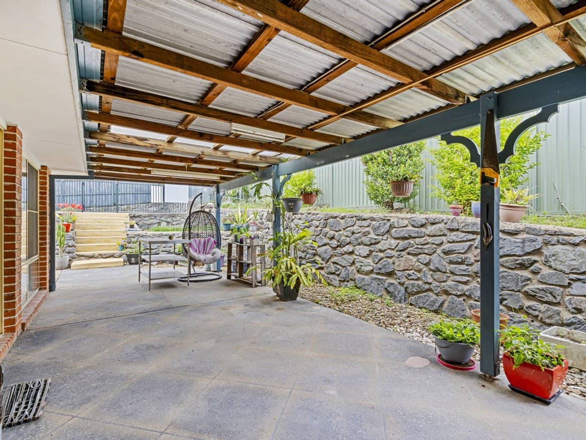 76 Explorers Way, WORONGARY - Thumbnail 9