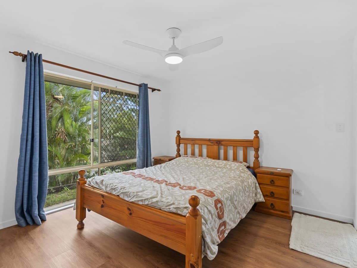 76 Explorers Way, WORONGARY - Thumbnail 12