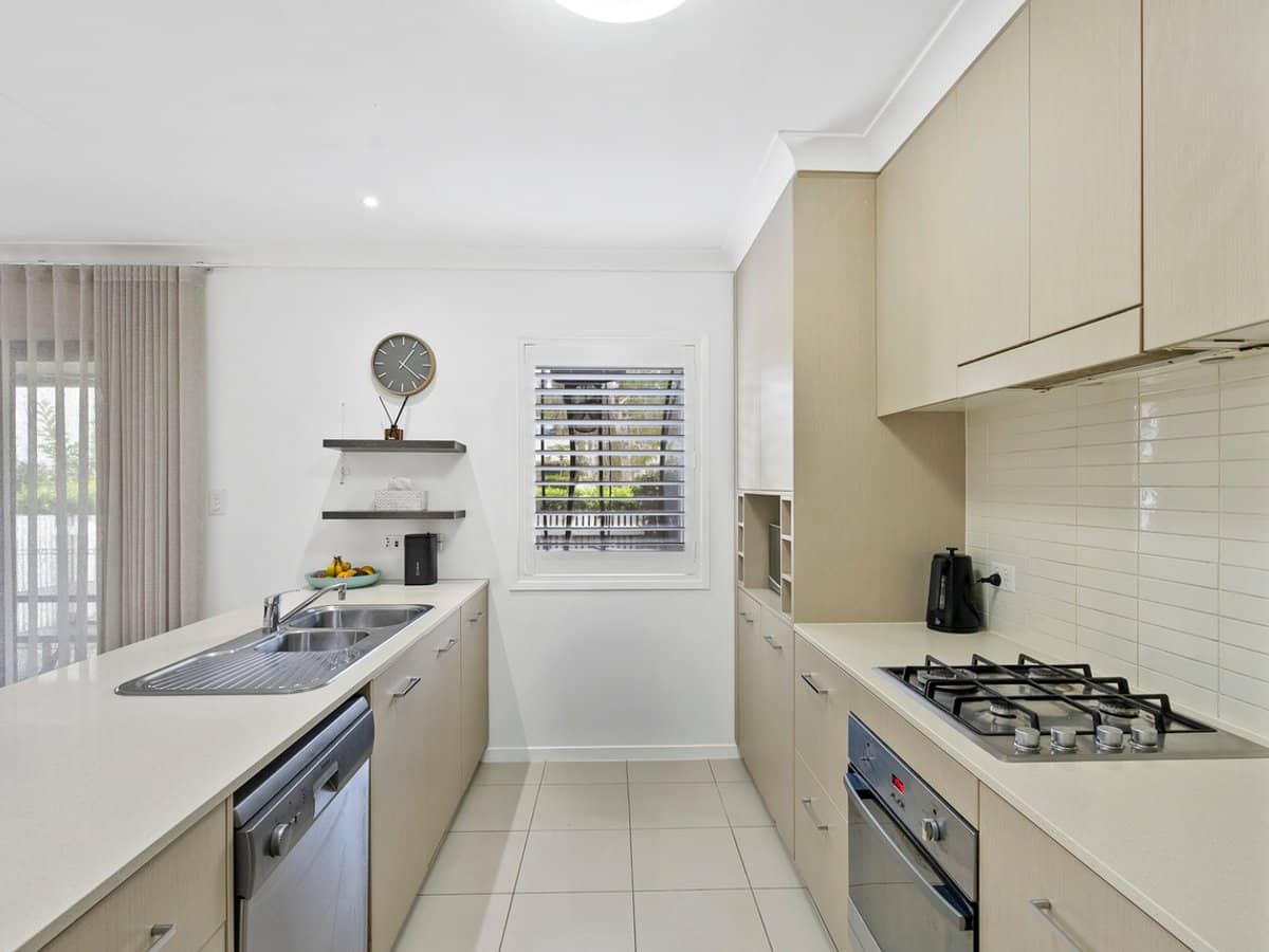 113/2 Inland Drive, TUGUN - Thumbnail 2