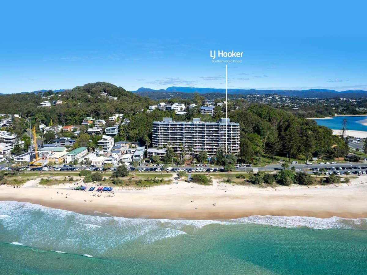 828 Pacific Parade, CURRUMBIN - Thumbnail 2