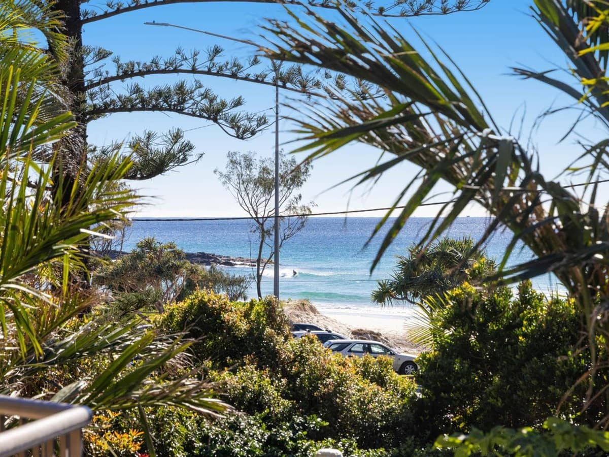 828 Pacific Parade, CURRUMBIN - Thumbnail 5