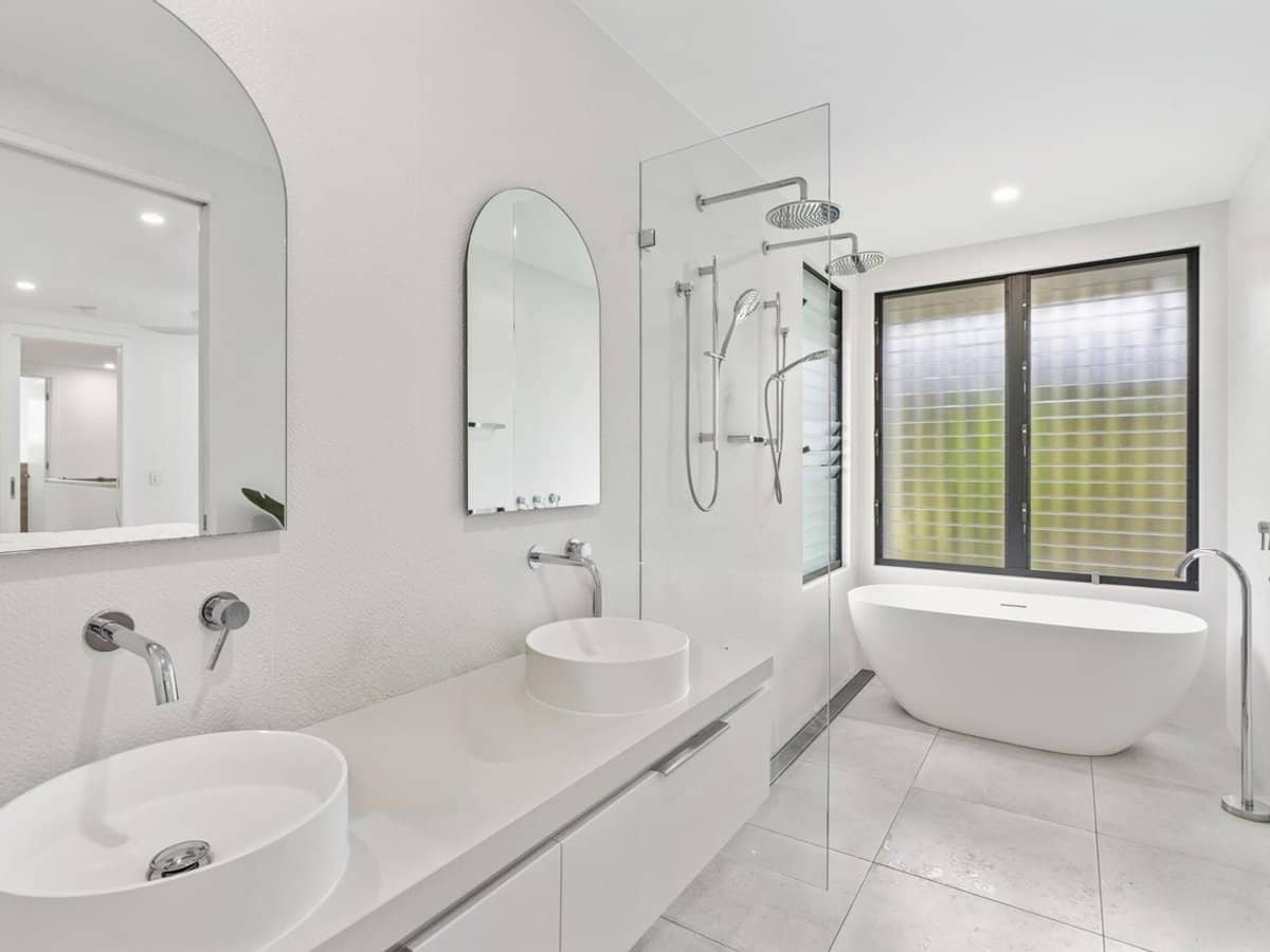 22 Tawarri Crescent, BURLEIGH HEADS - Thumbnail 12