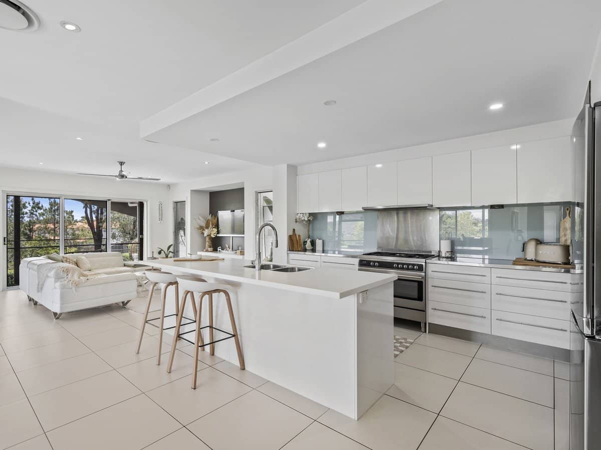 3 Rapa Court, PACIFIC PINES - Thumbnail 10