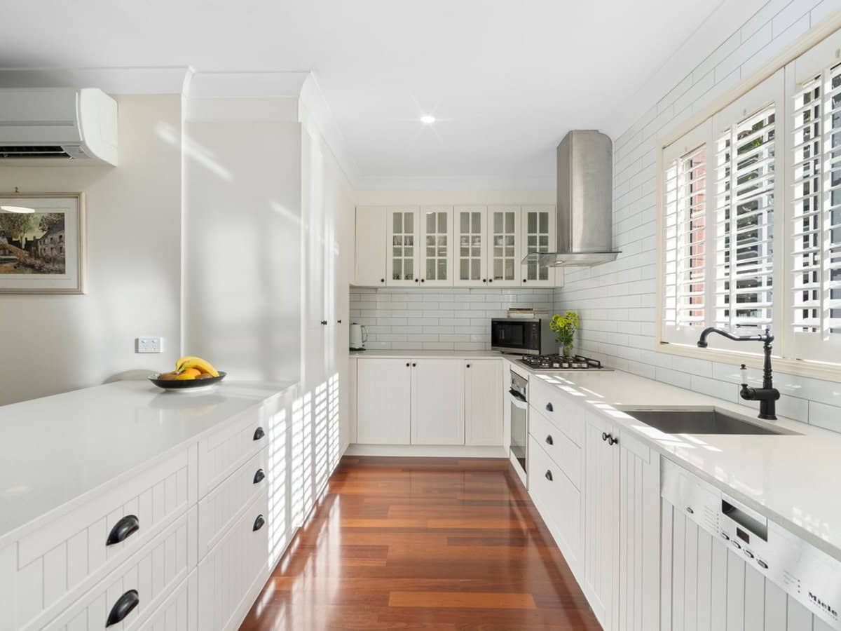 44 Paddington Drive, CARRARA - Thumbnail 3