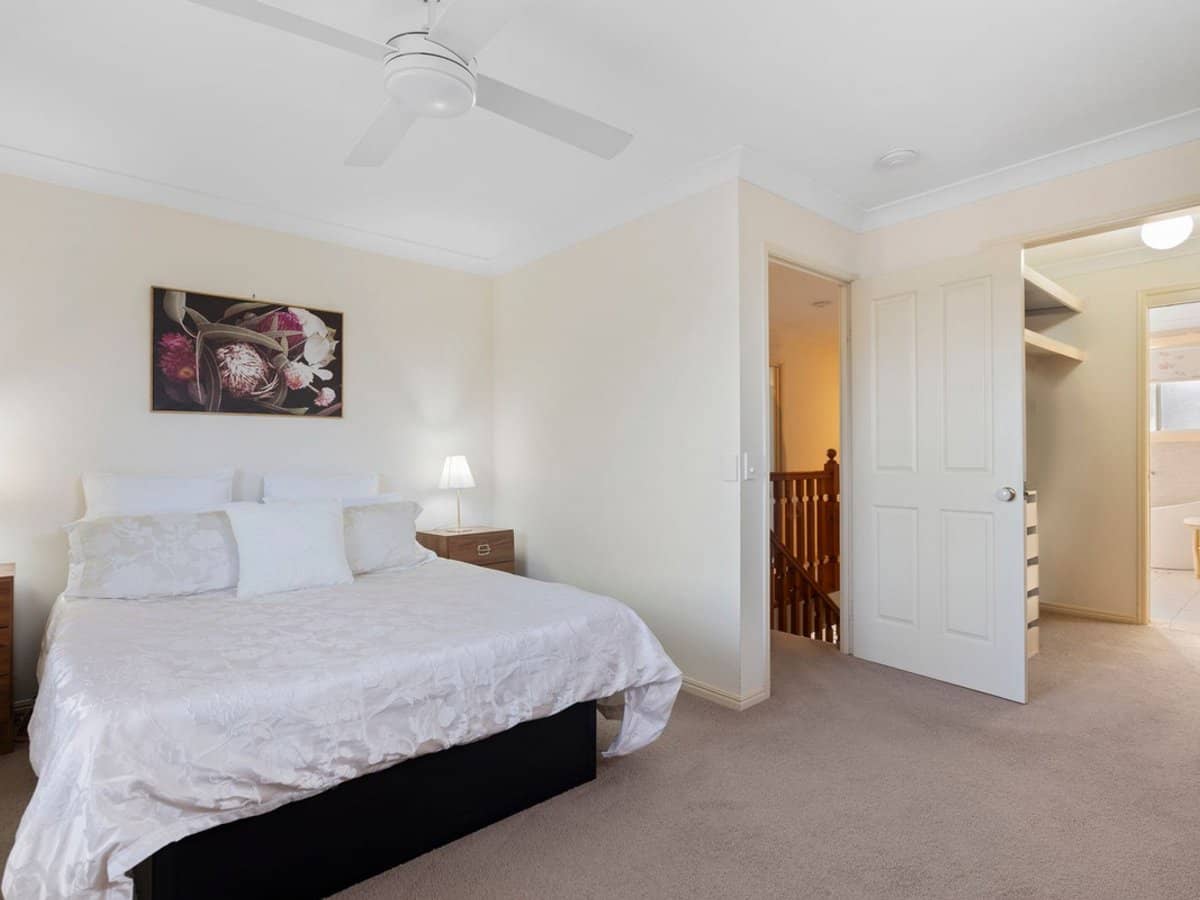 44 Paddington Drive, CARRARA - Thumbnail 11