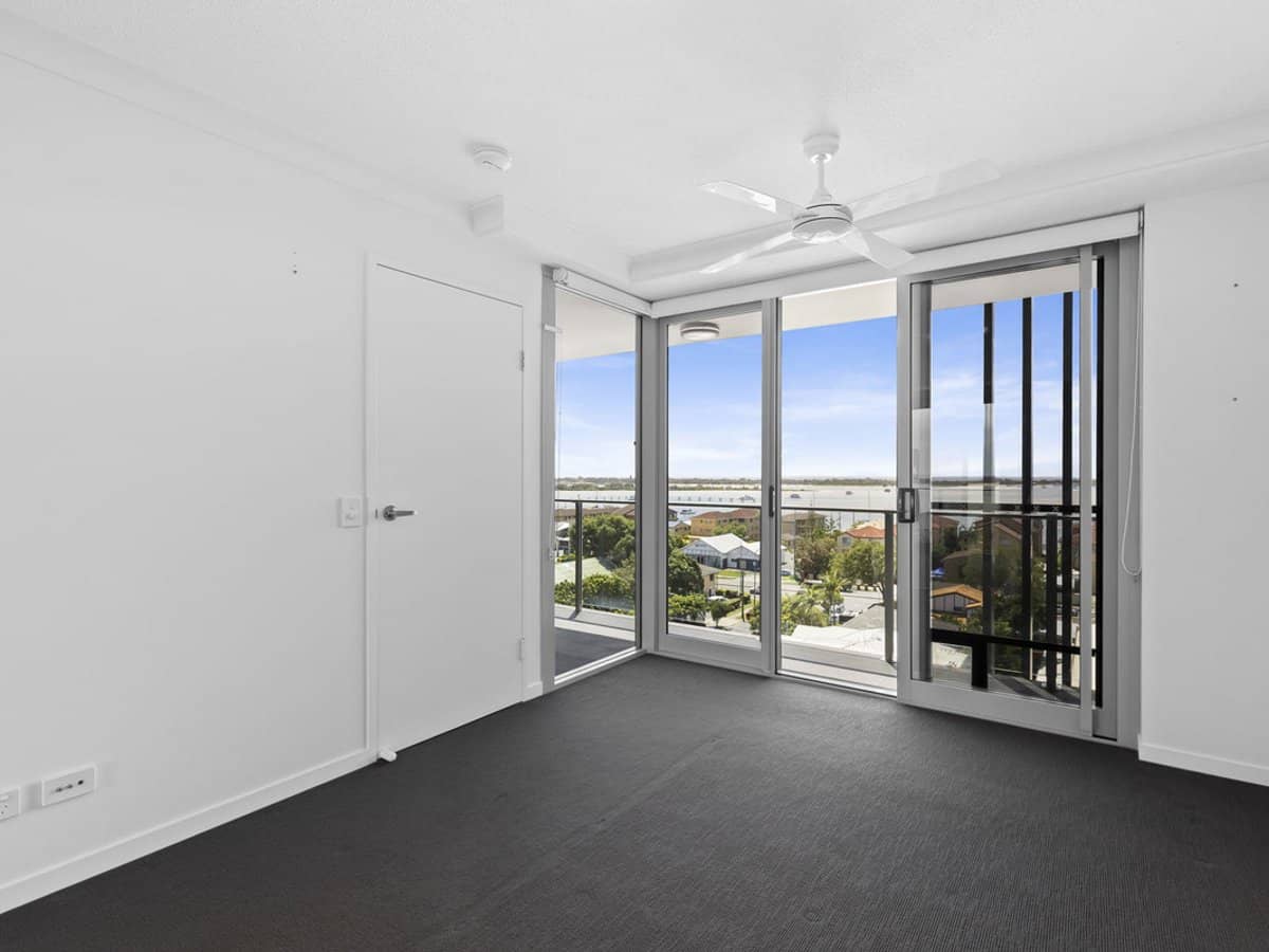 14-16 Bright Avemie, LABRADOR - Thumbnail 3