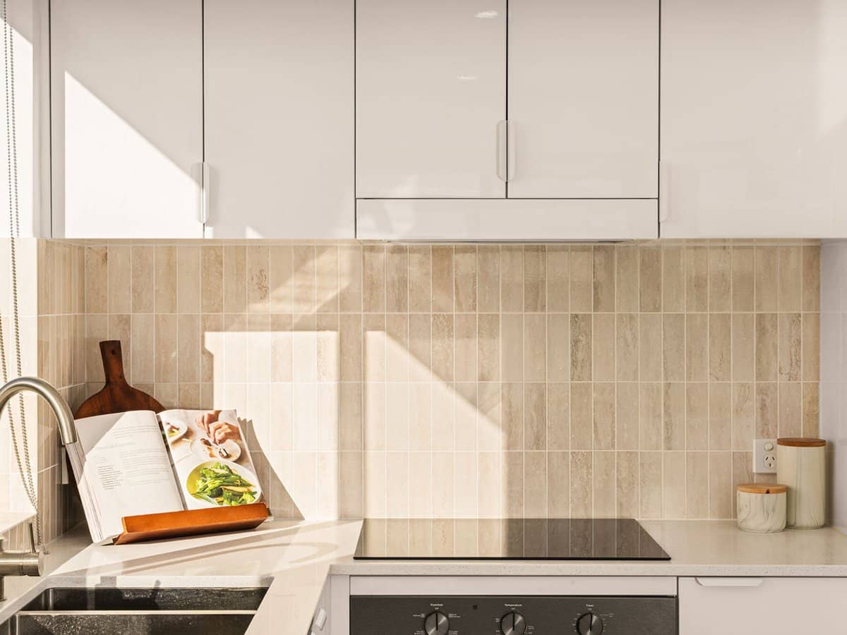 40-42 Rutledge Street, COOLANGATTA - Thumbnail 11