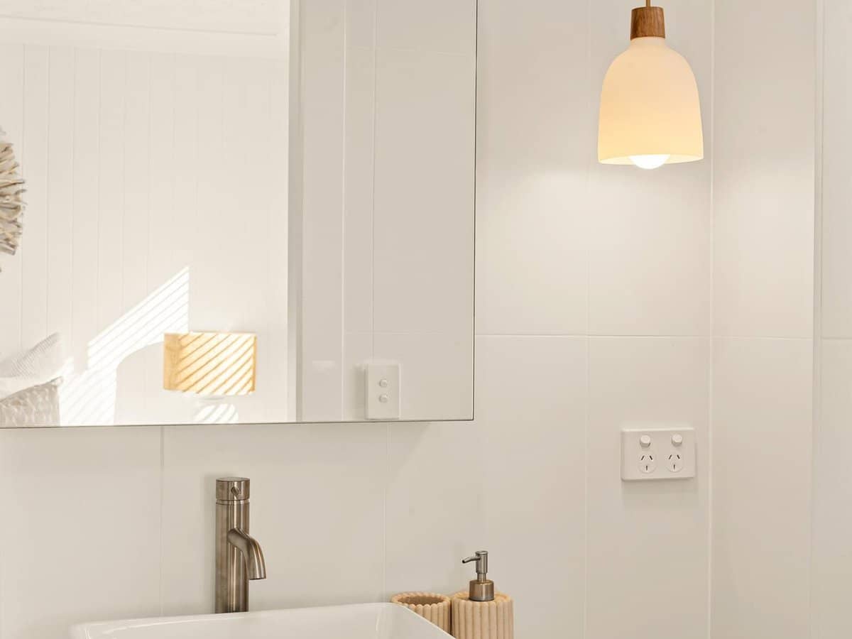 40-42 Rutledge Street, COOLANGATTA - Thumbnail 18