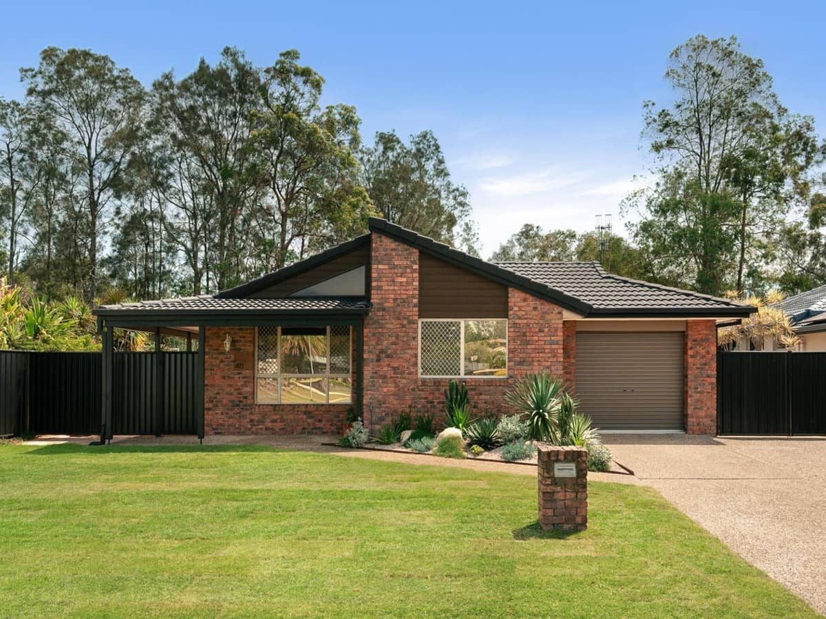 48 Togos Avenue, CURRUMBIN WATERS - Thumbnail 1