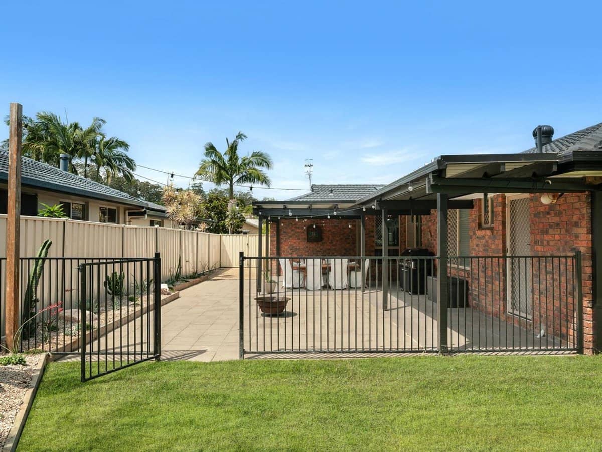 48 Togos Avenue, CURRUMBIN WATERS - Thumbnail 8