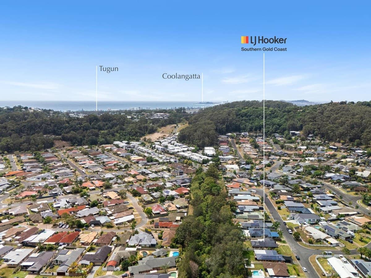 48 Togos Avenue, CURRUMBIN WATERS - Thumbnail 10