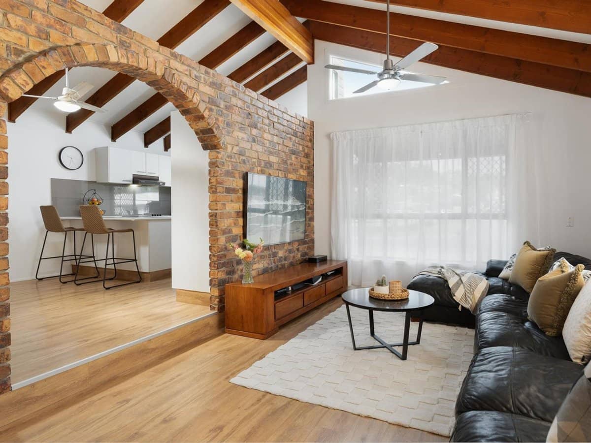 48 Togos Avenue, CURRUMBIN WATERS - Thumbnail 14