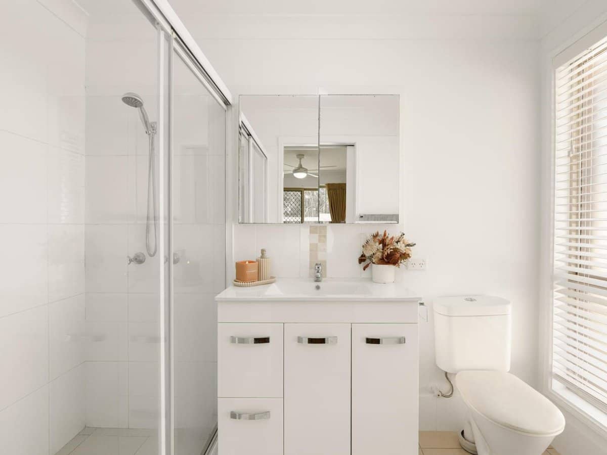 48 Togos Avenue, CURRUMBIN WATERS - Thumbnail 19