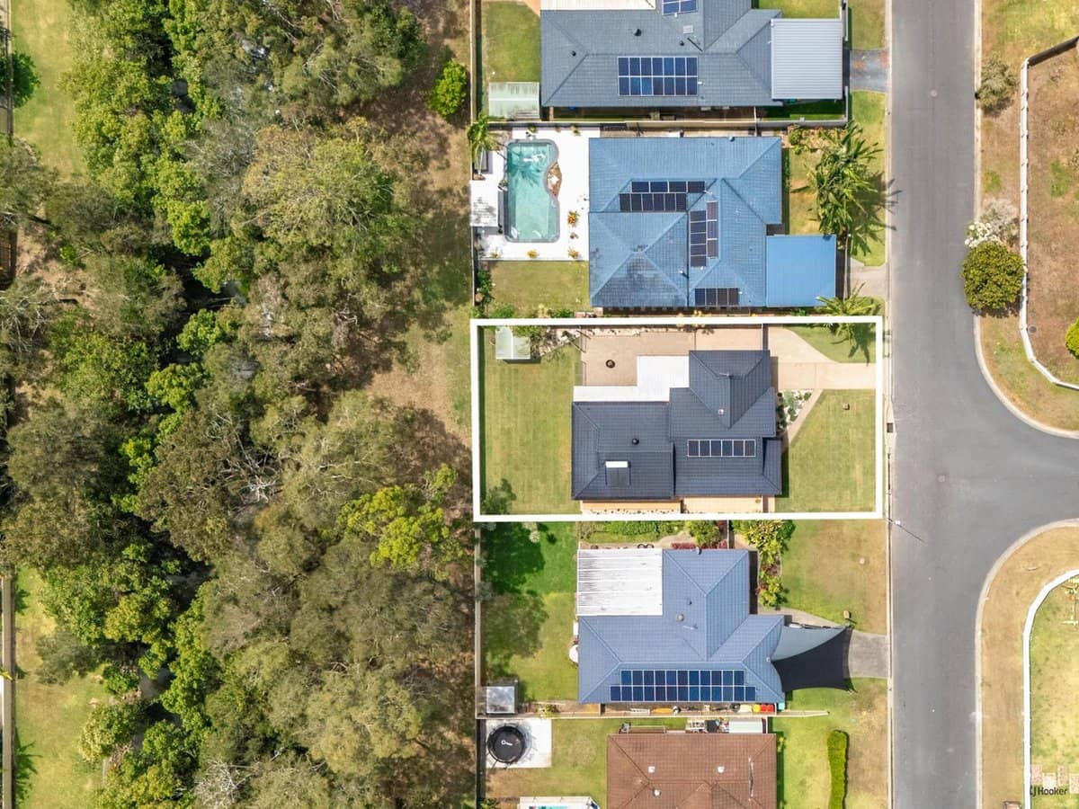 48 Togos Avenue, CURRUMBIN WATERS - Thumbnail 25