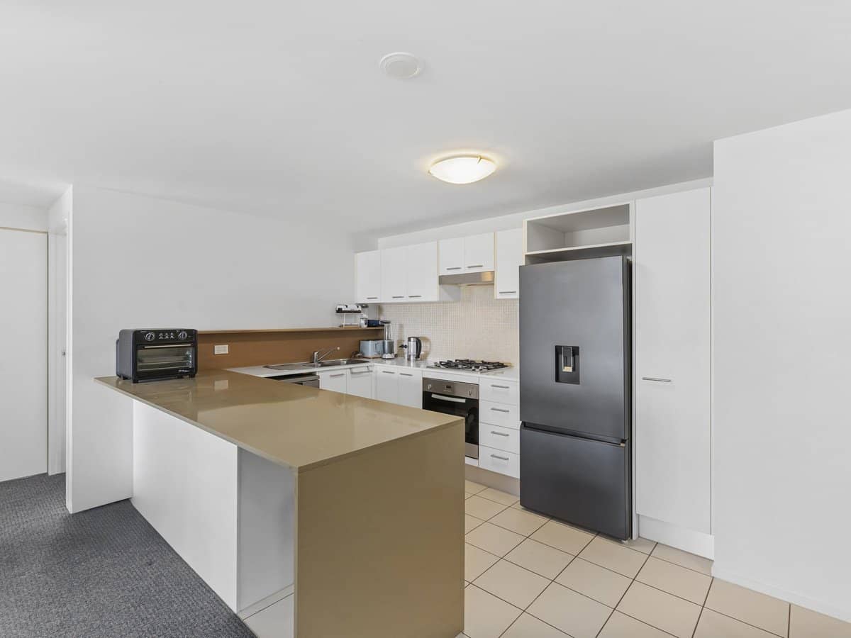 111 Lindfield Road, HELENSVALE - Thumbnail 8