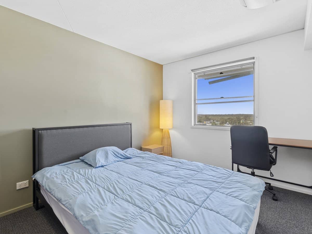 111 Lindfield Road, HELENSVALE - Thumbnail 10