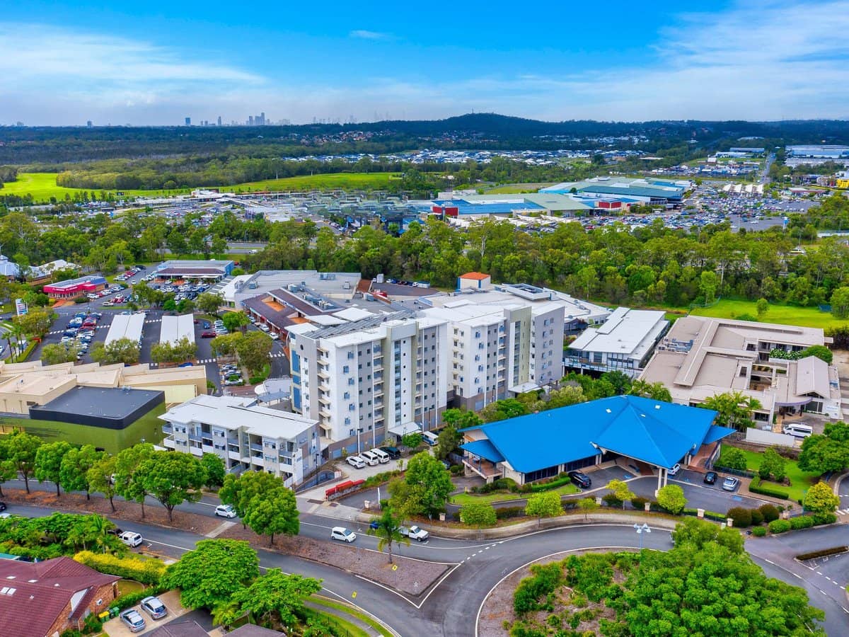 111 Lindfield Road, HELENSVALE - Thumbnail 14