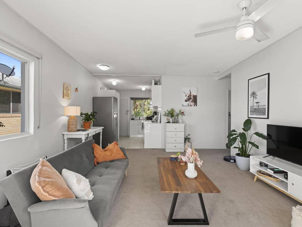 12 Murlong Crescent, PALM BEACH - Thumbnail 2