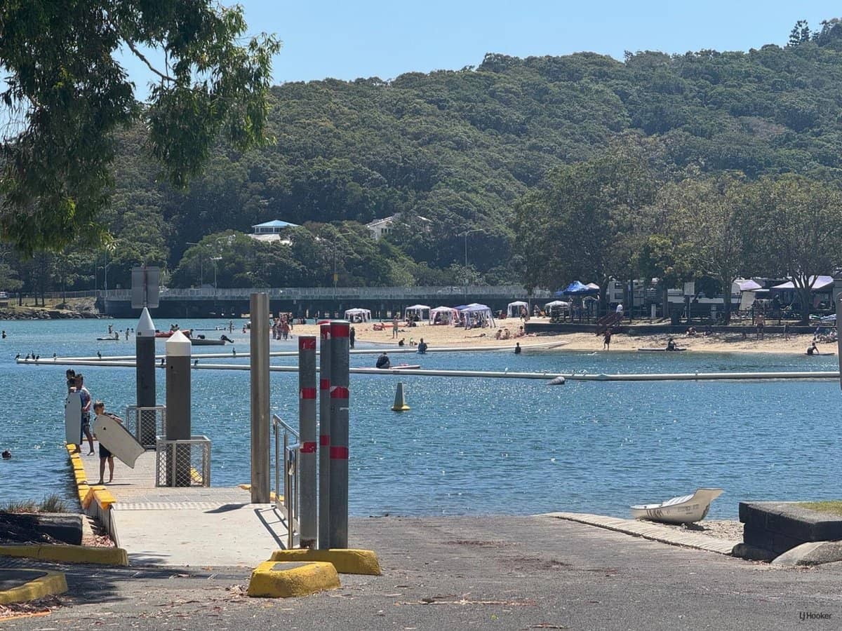 12 Murlong Crescent, PALM BEACH - Thumbnail 10