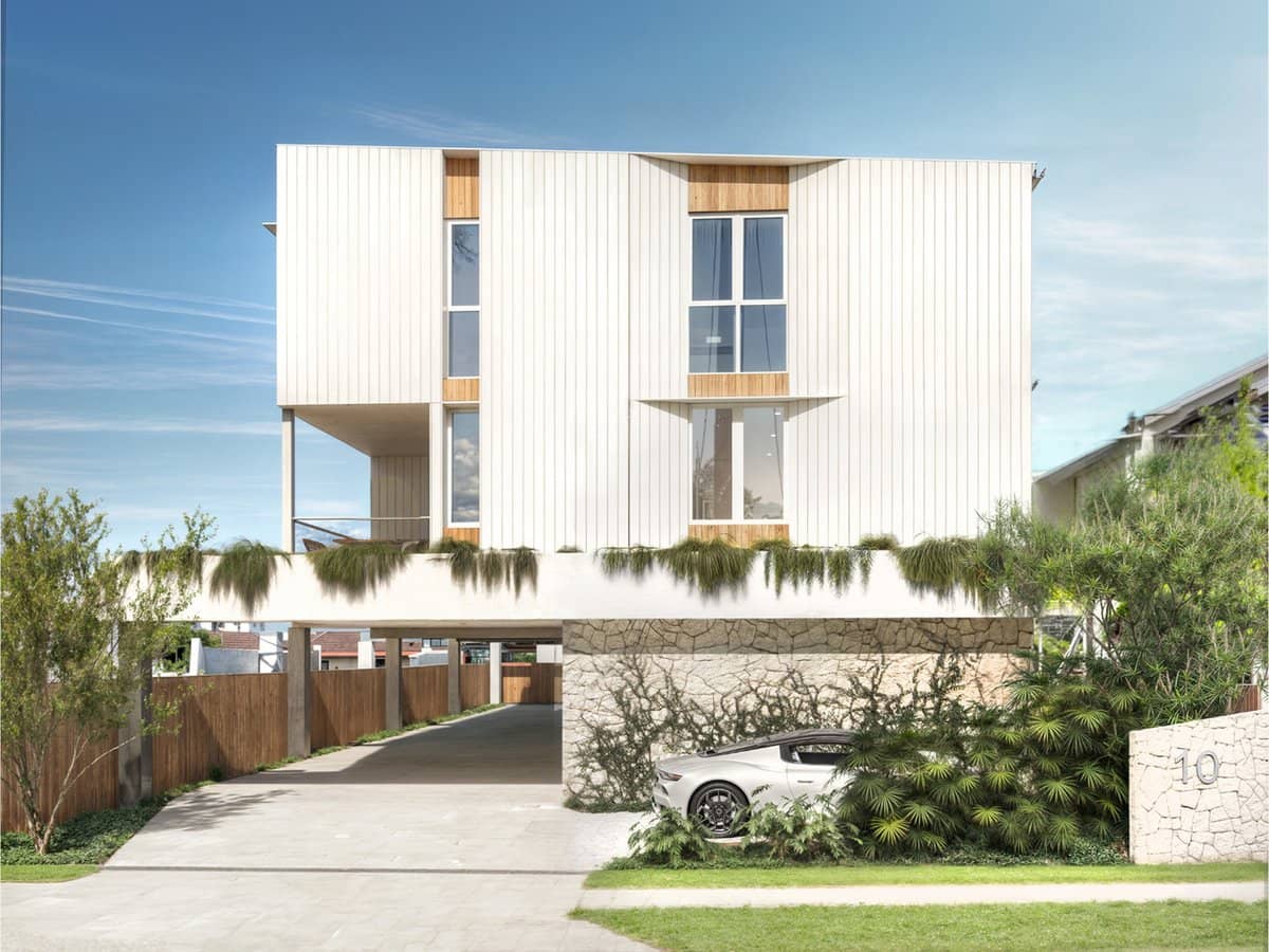 10 Abalone Avenue, PARADISE POINT - Thumbnail 1