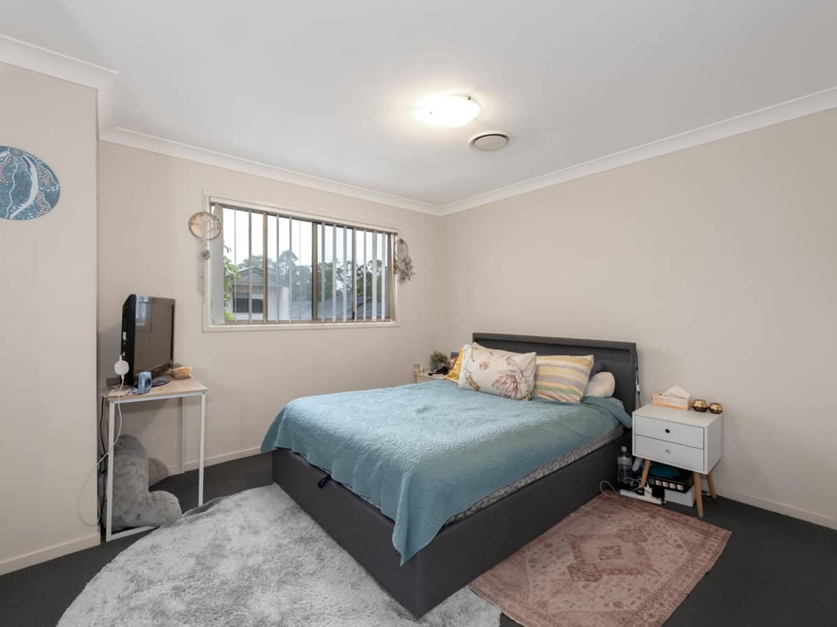 2 Weir Drive, UPPER COOMERA - Thumbnail 3