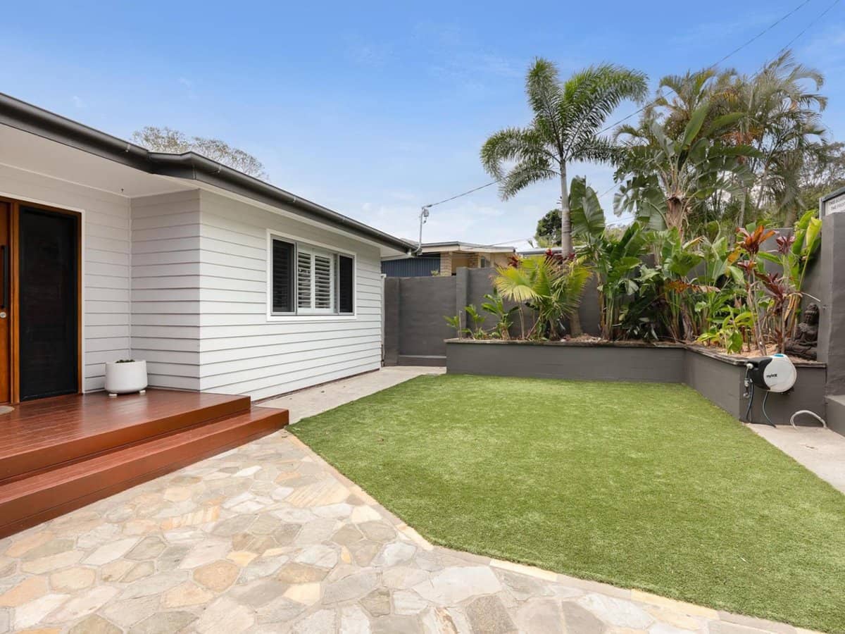 23 Westview Road, CURRUMBIN - Thumbnail 4