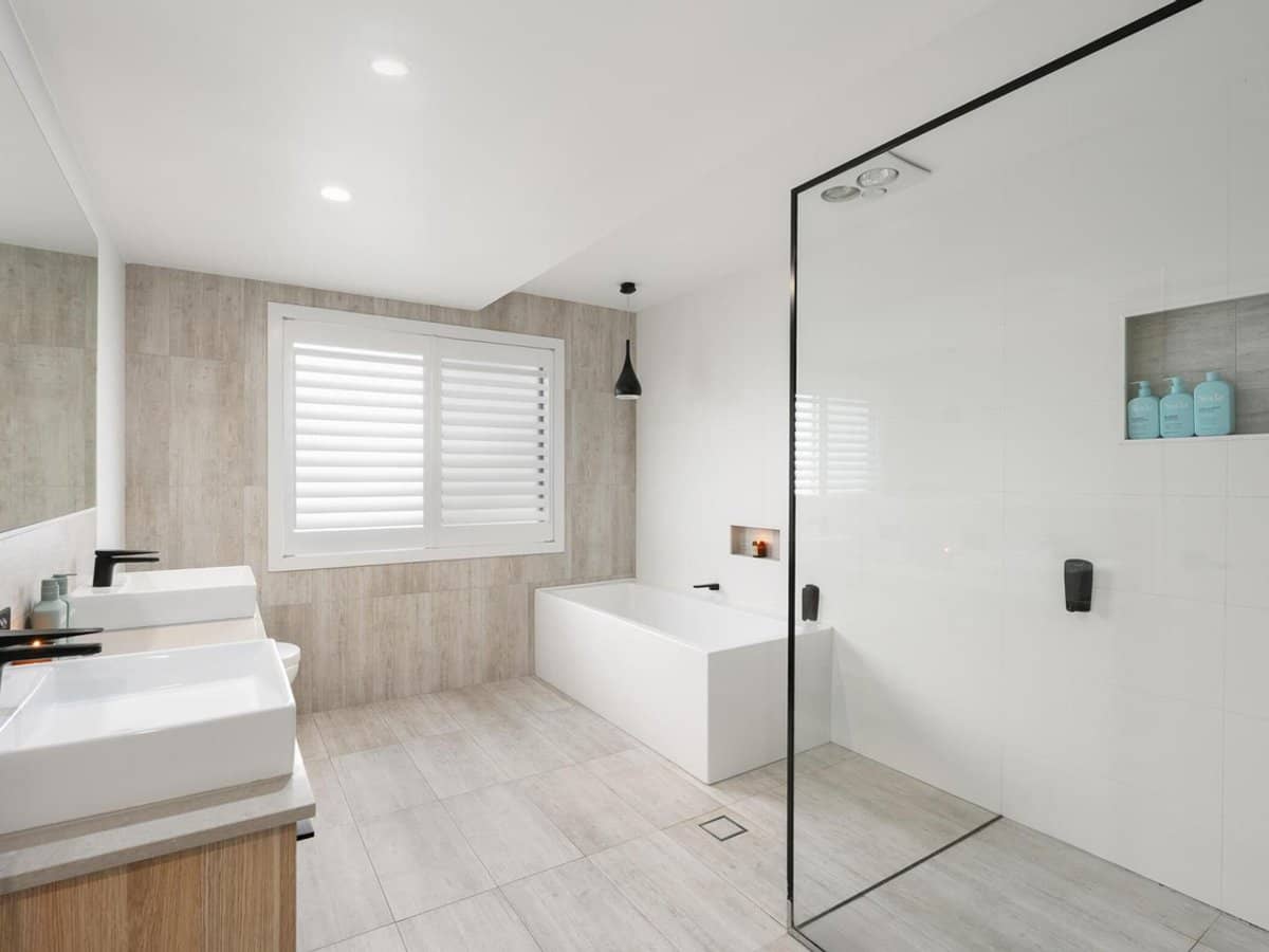 23 Westview Road, CURRUMBIN - Thumbnail 16