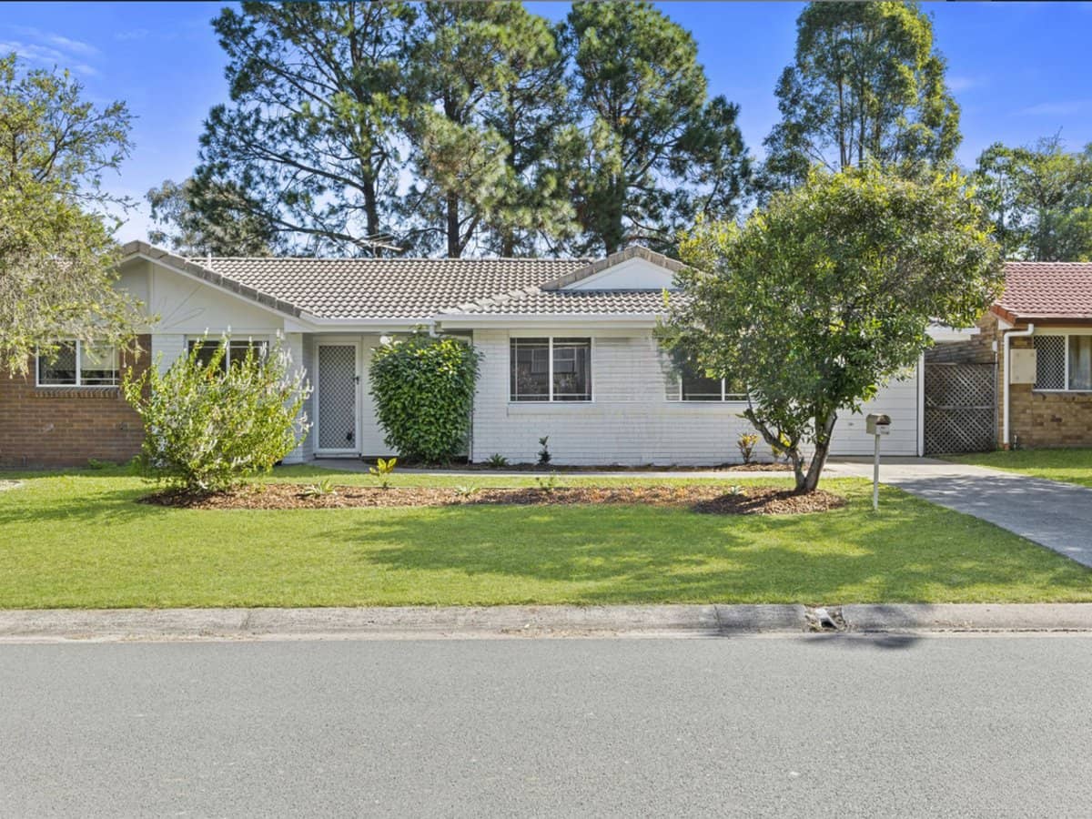 8 Melrose Place, EAGLEBY - Thumbnail 1