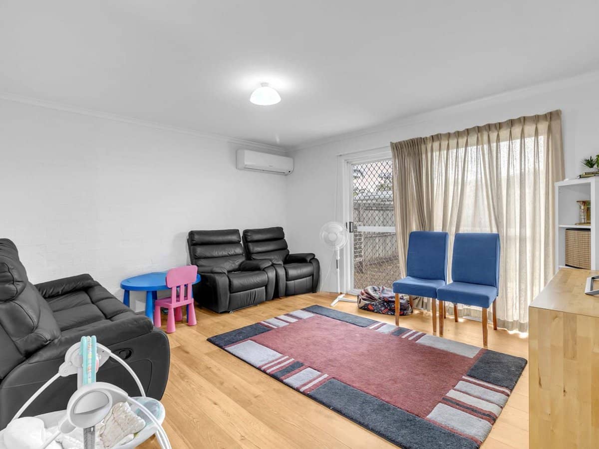 8 Melrose Place, EAGLEBY - Thumbnail 3