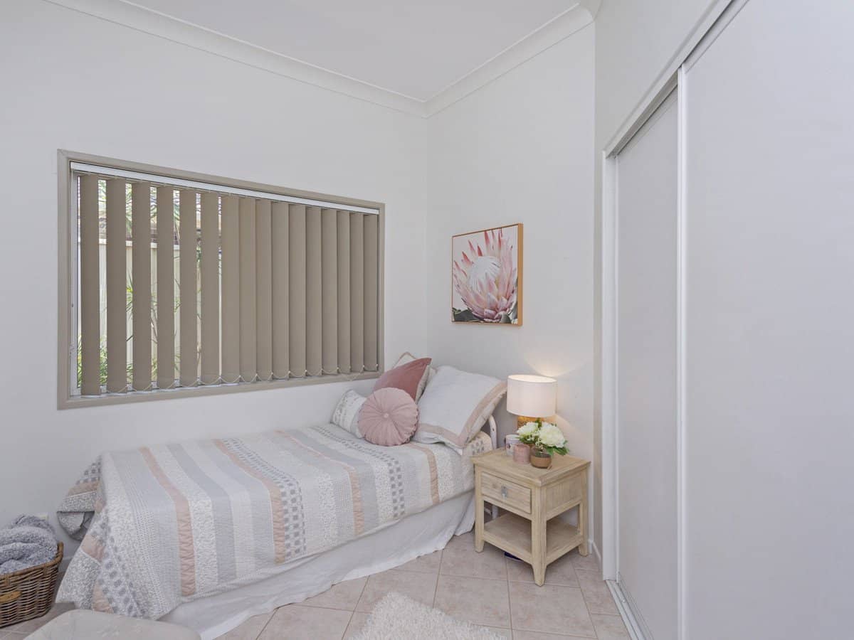 31 Edgeworth Place, HELENSVALE - Thumbnail 16