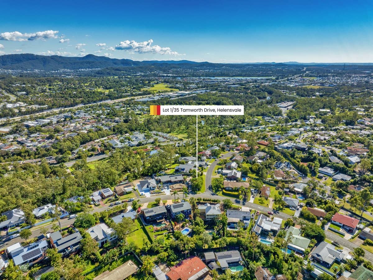 35 Tamworth Drive, HELENSVALE - Thumbnail 6