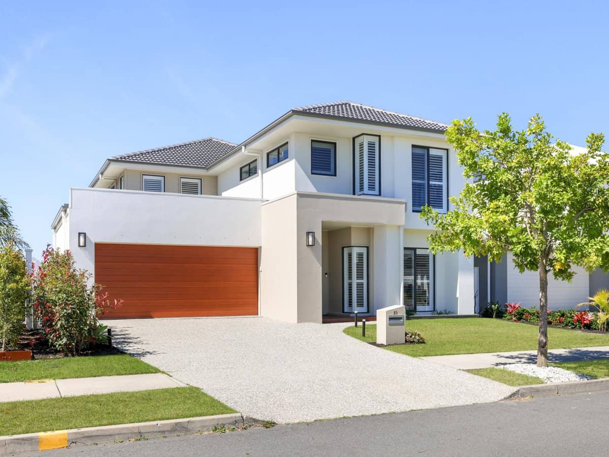 51 Hamilton Drive, JACOBS WELL - Thumbnail 3