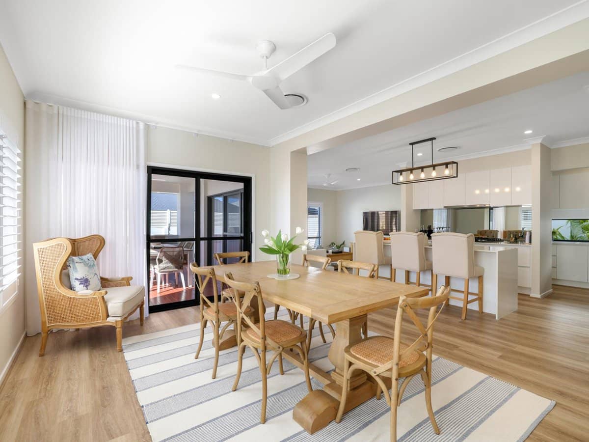 51 Hamilton Drive, JACOBS WELL - Thumbnail 8